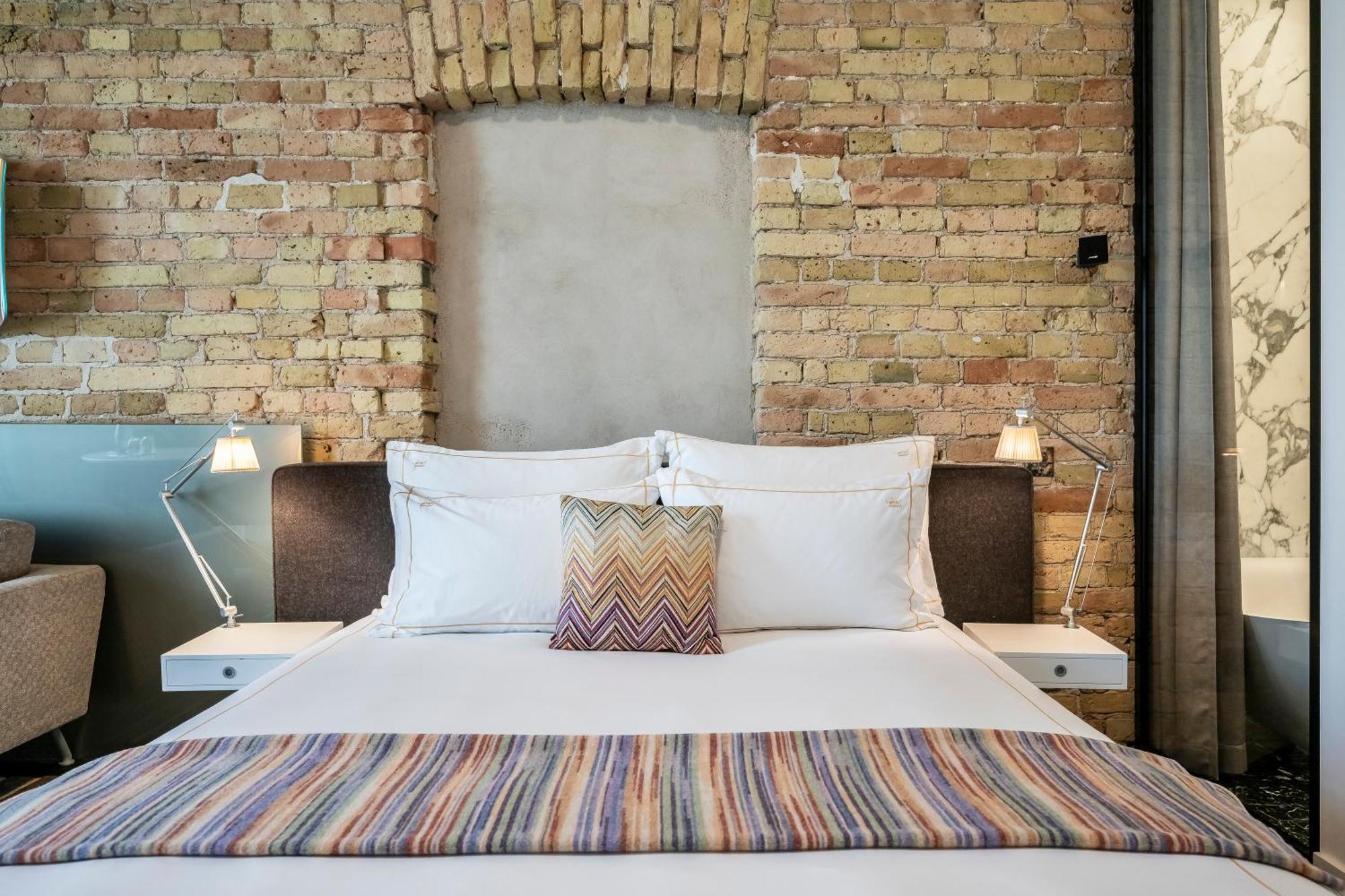The Joseph Aparthotel Вилнюс Екстериор снимка